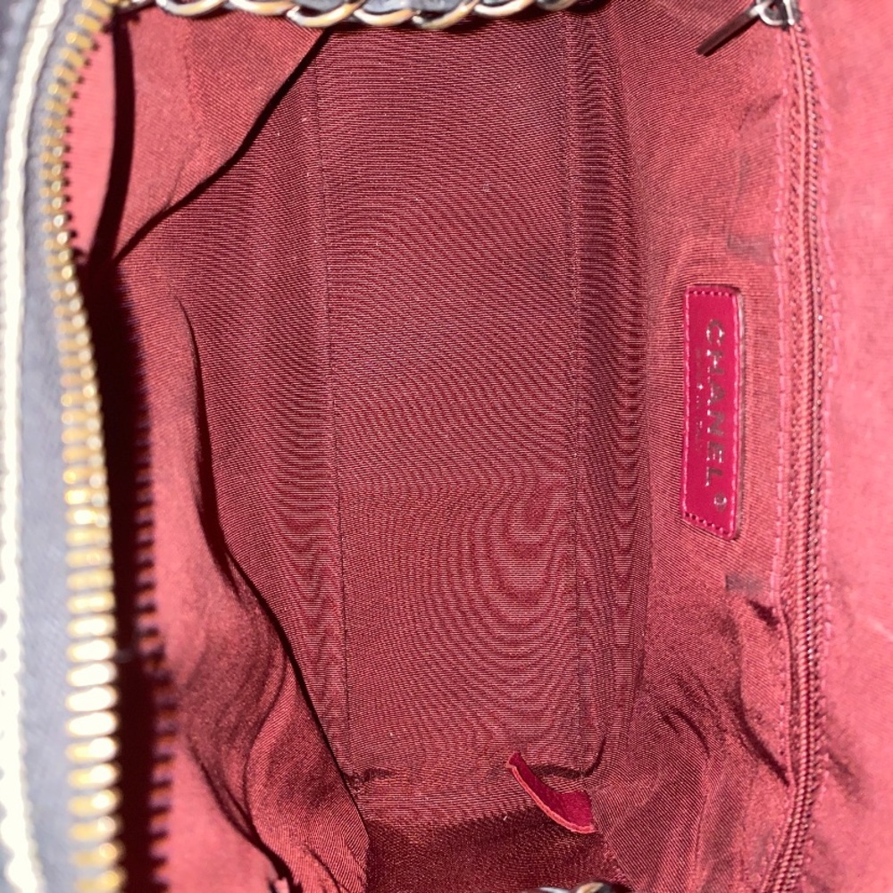 CHANEL Camera Bag - Picture 4 of 8